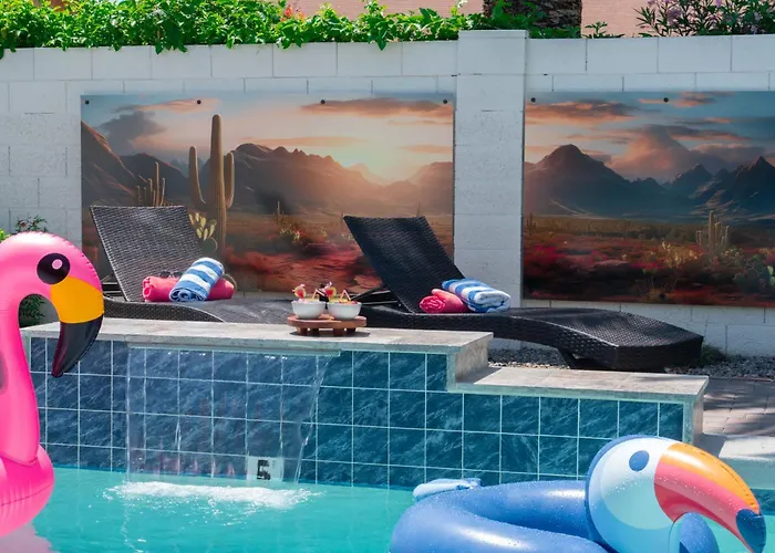 Peaceful Palm - Chic With Pool & Games Сasa de vacaciones *